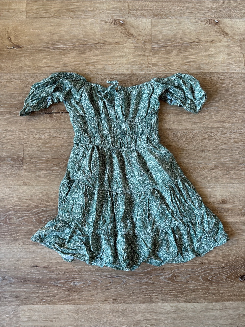 Hollister Green Floral Paisley Off-Shoulder Dress